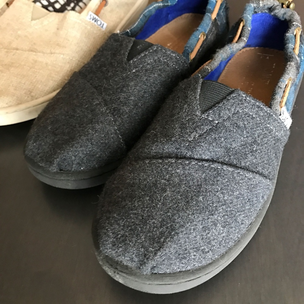 Toms flannel espadrilles size 3